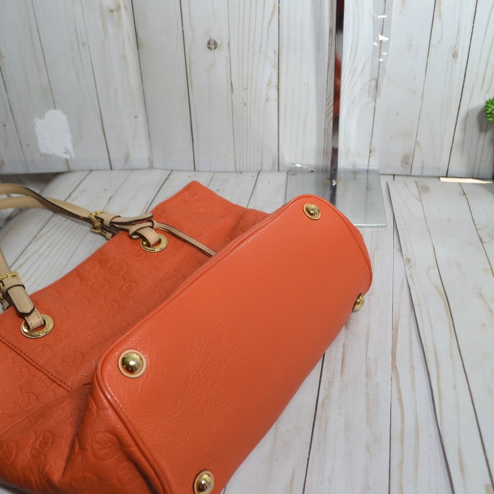 Michael Kors Jet Set East/West Leather Tote Bag - Picture 3 of 7